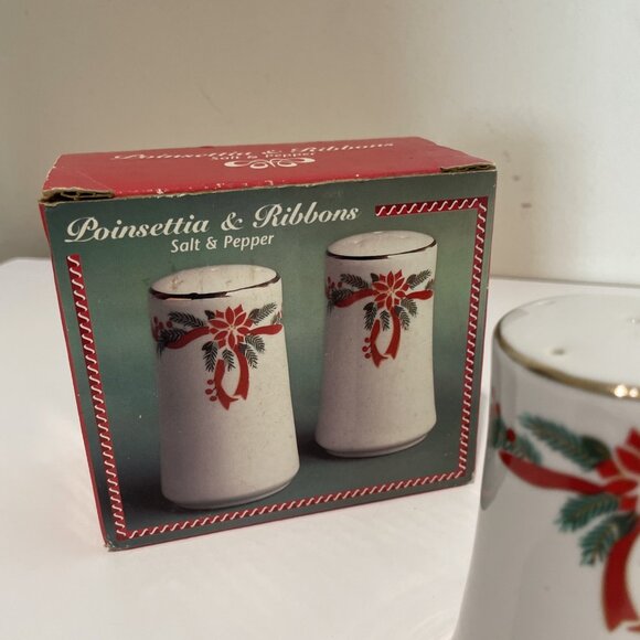 Vintage Christmas Poinsettia & Ribbons Salt and Pepper Shaker Set Holiday KMart - Picture 2 of 8